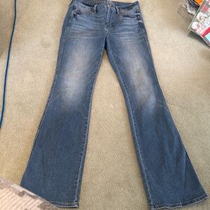 WHBM every day soft skinny flare, high-rise size 2 regular length.